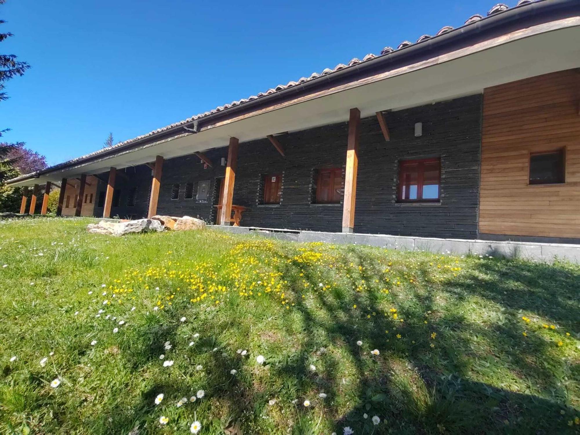 Velilla del Rio Carrion Kyomu Resort Hostel מראה חיצוני תמונה